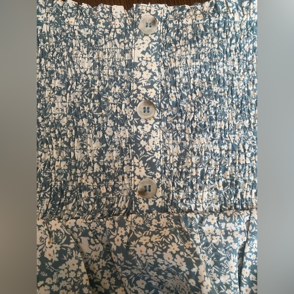 Paper Crane Set Women’s Size Large Floral Tiered Mini Skirt & Smocked Peplum Top - Picture 5 of 8